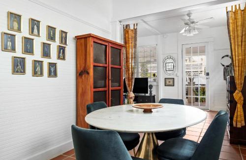 Parque Apartment | Spacious & Bright 2bd Apt, steps to sand! - 18 Down