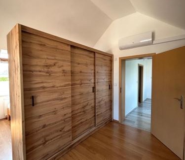 Ceske Budejovice 7 Apartment | Spacious Budweis Nature Apartment