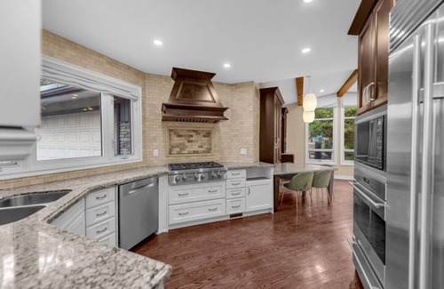 Clarkson-Lorne Park House | Spacious Bungalow, Heated Pool, Private Backyard