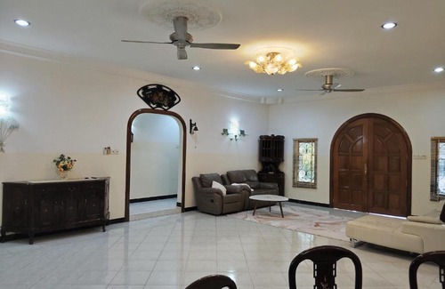 Penampang Villa | Spacious Bungalow with Large Outdoor in Sabah