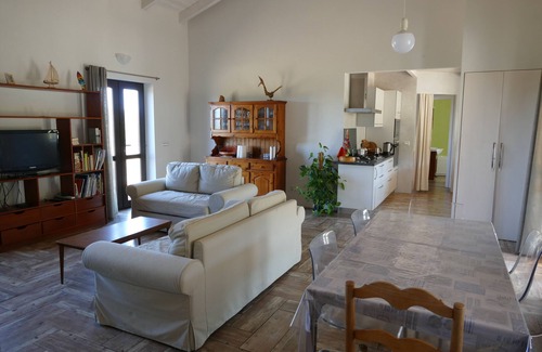 Santa Teresa di Gallura House | spacious country house in an idyllic location not far from the sea