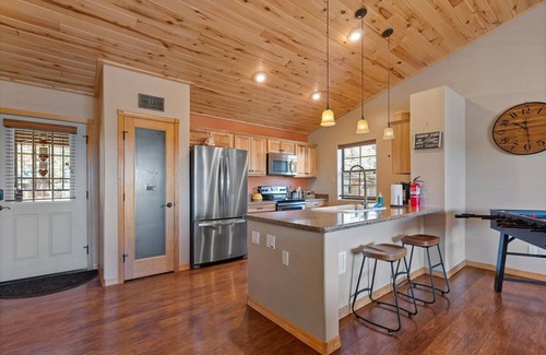 Heber Cabin | Spacious Cabin w/Wild Horses+National Forest+Dog Friendly+White Mountain Views