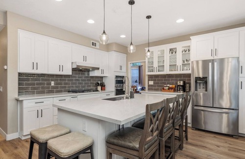 Rancho Penasquitos House | Spacious Canyon-View Retreat - Serene, Family-Friendly, Pool, Sauna & Game Room
