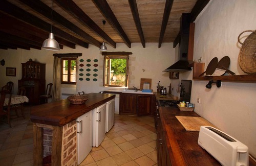 Val de Louyre et Caudeau House | Spacious character cottage with pool