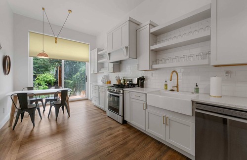 Central West End House | Spacious Charming Home/ABODEbucks