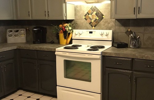 North Central Thousand Oaks House | Spacious, clean, comfortable home that's relaxing with a warm feeling.