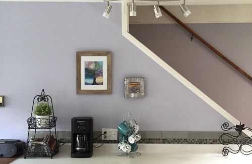 Stewart House | Spacious comfort-steps from downtown Stewart!
