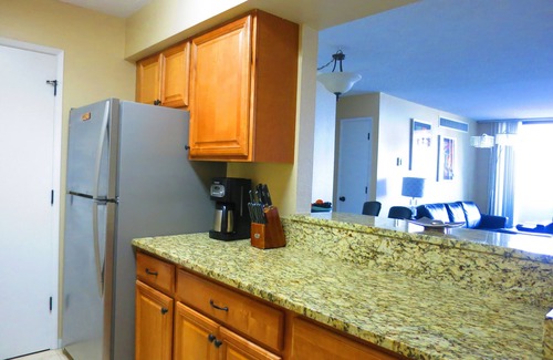 Downtown Denver Condo | SPACIOUS CONDO WITH BREATHTAKING CITY VIEWS 1 BLOCK TO 16TH STREET MALL AND DCPA