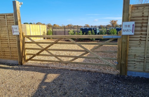 Ford House | Spacious converted barn perfect for families!