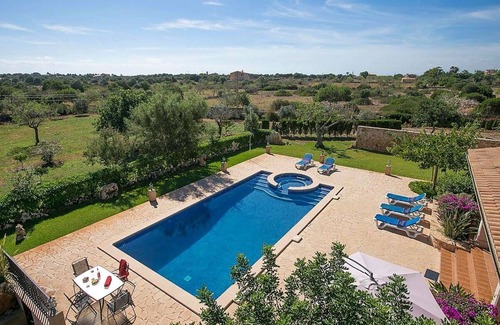 Felanitx Villa | Spacious Country House, Private Pool, Extensive Grounds, Amazing Location - 750m from Cala Sa Nau!