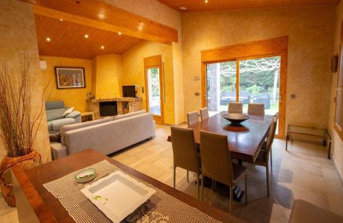 Sils Villa | Spacious Countryside Costa Brava Relax
