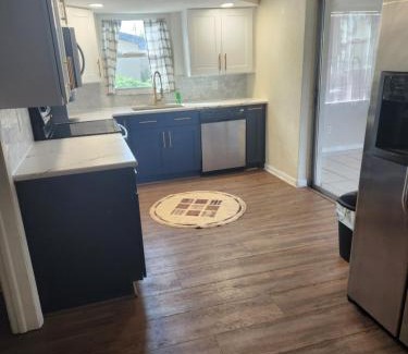 Regency Park House | Spacious cozy 3 bedroom waterfront house at port Richey