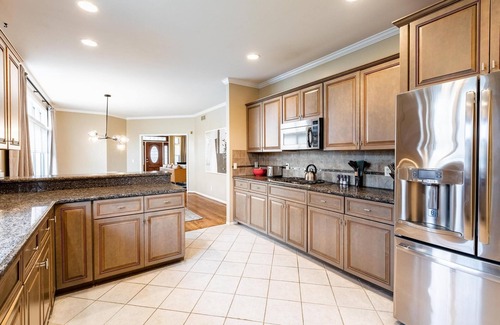 Birmingham House | Spacious & Cozy 4BR Birmingham Home