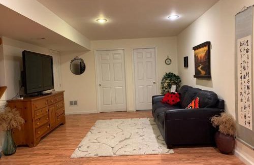 Boyds House | Spacious cozy suite