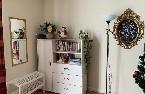 Boyds House | Spacious cozy suite
