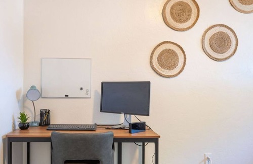 Mission Terrace House | Spacious & Cozy Vacation Home with Workspace