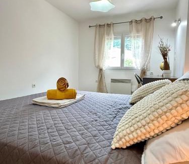 Goncelin Apartment | Spacious & cozy - Vue Montagne