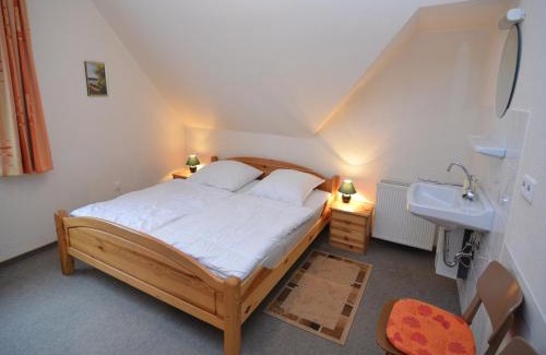 Duedinghausen House | Spacious Düdinghausen Chalet