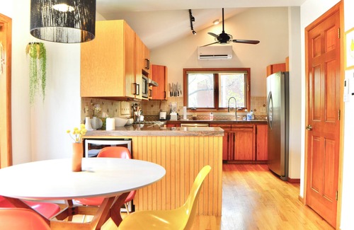 Arapahoe Ridge House | Spacious Designer Home in Boulder Perfect for Families and Groups