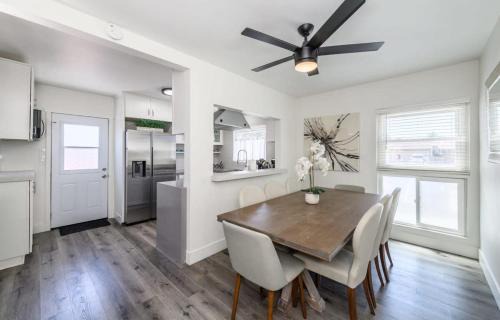 Fullerton Villa | Spacious Disneyland 5 Bedroom 4 Bath House with Game Room