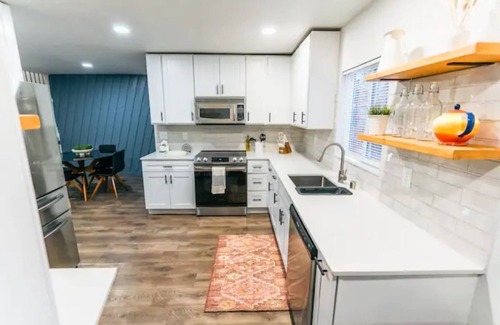 Central Tacoma House | Spacious Downtown 4BD House 8 min from Ruston Way Waterfront!
