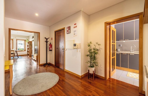 Cedofeita Apartment | Spacious Downtown Apartment with Private Terrace