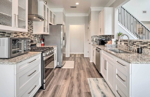 Gwinnett Place House | Spacious Duluth Retreat ~ 20 Mi to Atlanta!