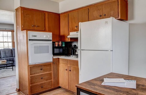 Des Moines House | Spacious Duplex Close to Downtown