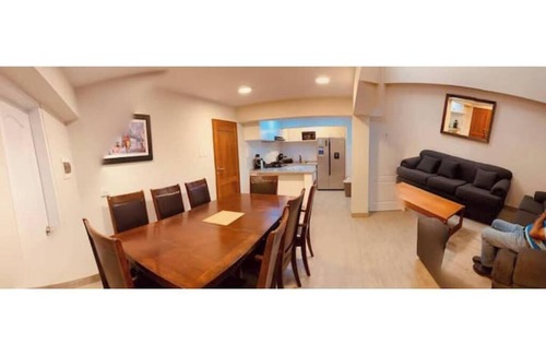 Caraz House | Spacious duplex with 5 bedrooms, garage, terrace