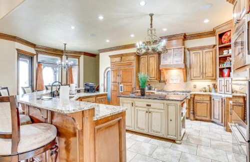 Edmond House | Spacious Edmond Vacation Rental with Shared Pool!