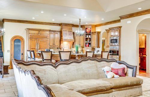 Edmond House | Spacious Edmond Vacation Rental with Shared Pool!