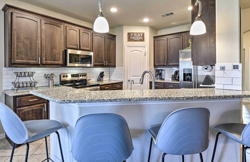 Ennis House | Spacious Ennis Home w/ Huge Family Backyard!