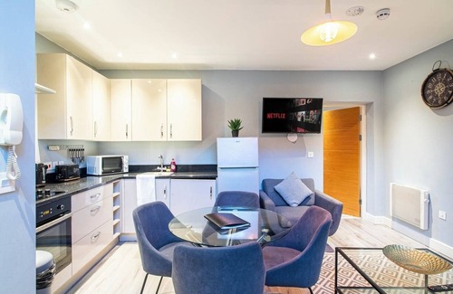 Neepsend House | Spacious Ensuite 2-Bedroom Flat in Kelham Island