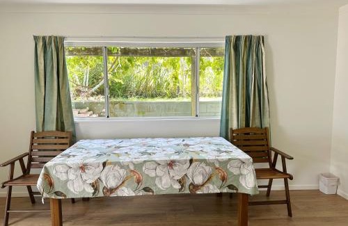 Fairview Heights House | Spacious Escape in Fairview, Free WiFi, Coffee ,Tea and Parking ,Private Bathroom near Albany Mall and highway