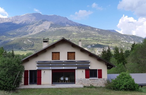 Barcelonnette Apartment | Spacious F3 - Garden level - Barcelonnette