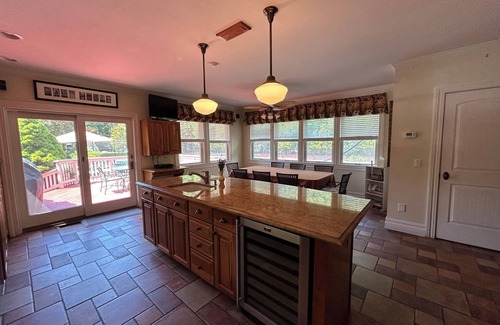 Westhampton House | Spacious Family Compound in beautiful Westhampton with private Tennis Court