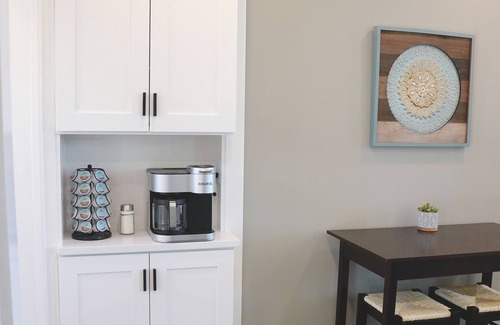 Clayton-Tamm House | Spacious Family-Friendly stay steps from the St. Louis Zoo