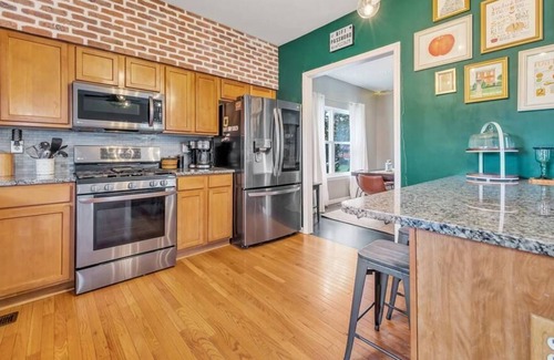The Gate House | Spacious & Family Friendly | Private Home