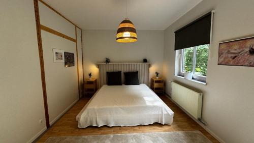 Kesklinn Apartment | Spacious Family-friendly Apartment, Free Parking