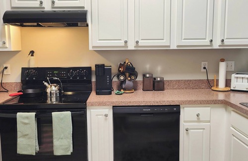 Lehigh Acres House | Spacious Family Home with 1 acre of fenced in yard - pet friendly