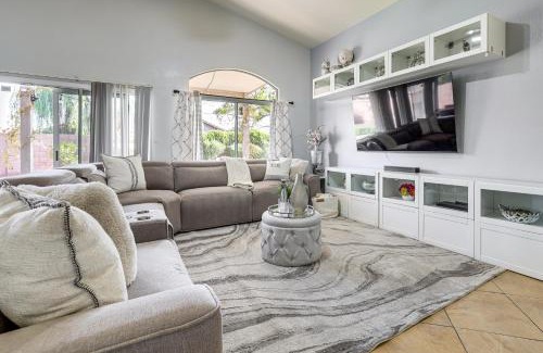 Tempe House | Spacious Family Home with Yard Near Arizona Mills!