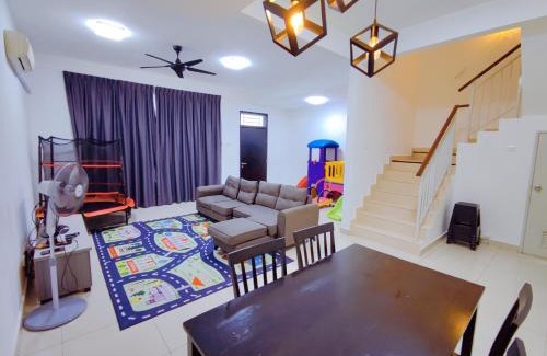 Bandar Penawar House | Spacious Family House at Desaru Harmonia 2