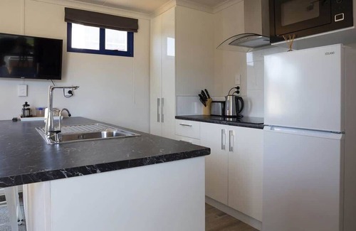 New Plymouth CBD Apartment | Spacious Family Retreat in New Plymouth