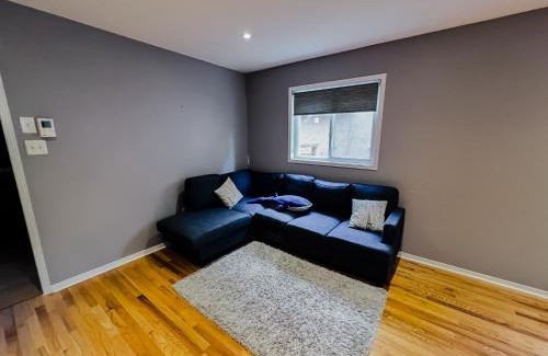 Brampton Villa | Spacious Family Retreat