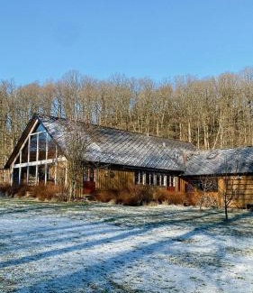 Tvaaker House | Spacious Farm By Åkulla Beech Forests