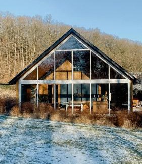 Tvaaker House | Spacious Farm By Åkulla Beech Forests