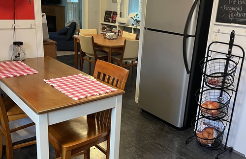 Lakeside House | Spacious first-floor cottage nestled between Lakeside and Marblehead!