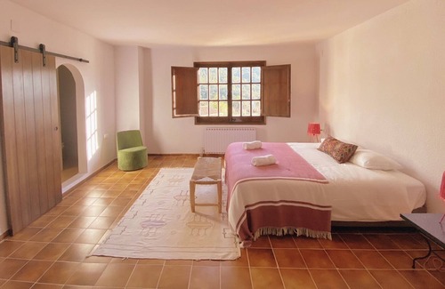 Vilassar de Dalt Villa | Spacious Forrest Villa Near Barcelona - Holds up to 24p