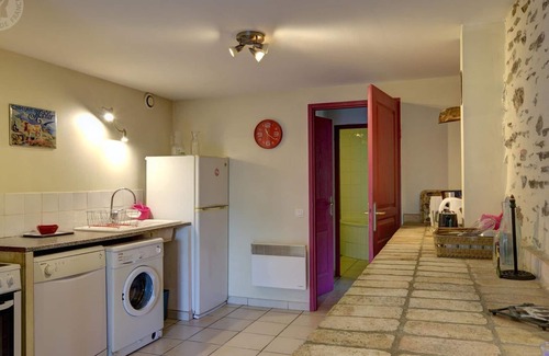 La Terrasse-sur-Dorlay Cottage | Spacious Countryside Gîtes - Sleeps 13 - Near Saint-Étienne, Ideal for Families & Friends