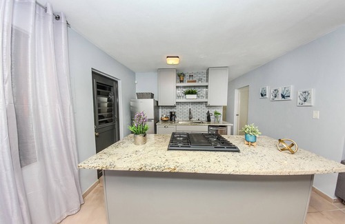 Candelero Abajo House | Spacious, Fully Furnished 3BR House with Stunning Mountains and Ocean Views